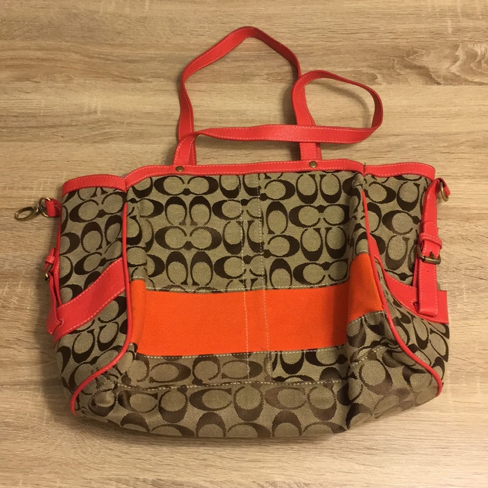 Coach Bag - Picture 4 of 6